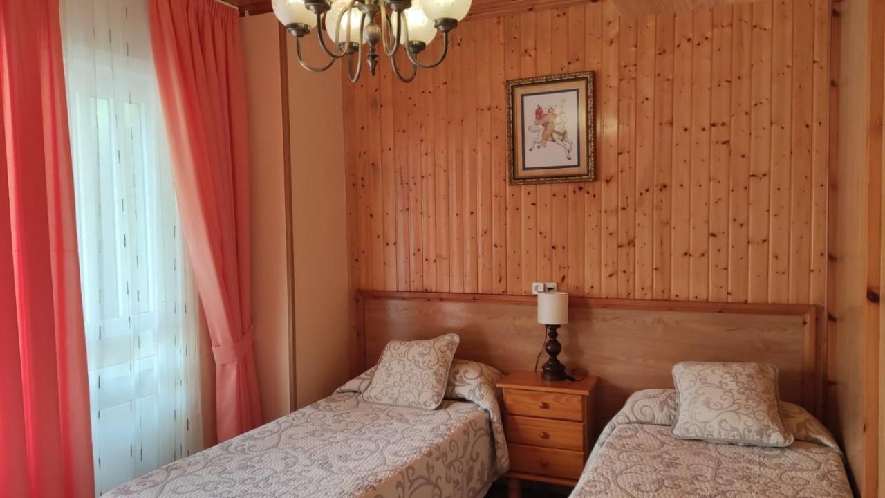 Отель Casa David Триакастела Экстерьер фото